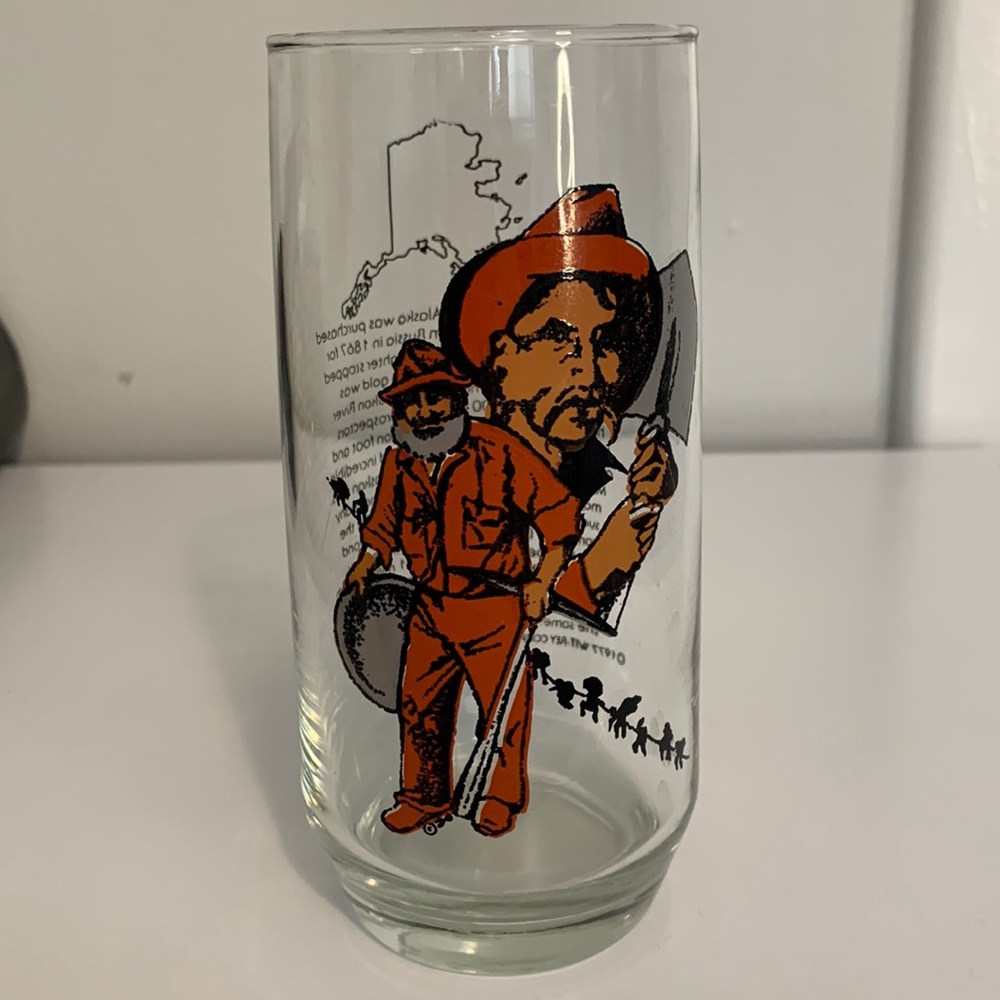 Vintage 1977 Alaska cup